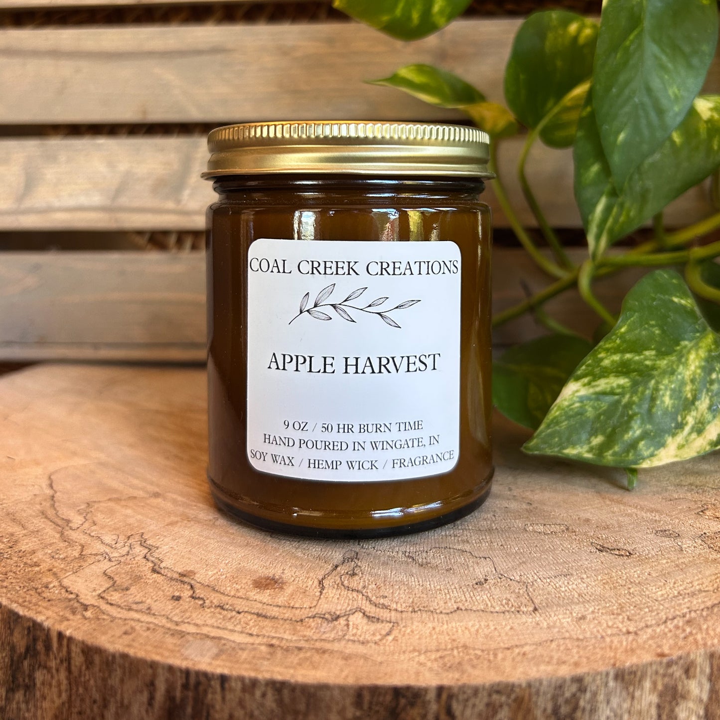 Apple Harvest | Scented Natural Soy Candle | Hand poured in Amber Jars with Organic Hemp Wick | Phthalate-free |