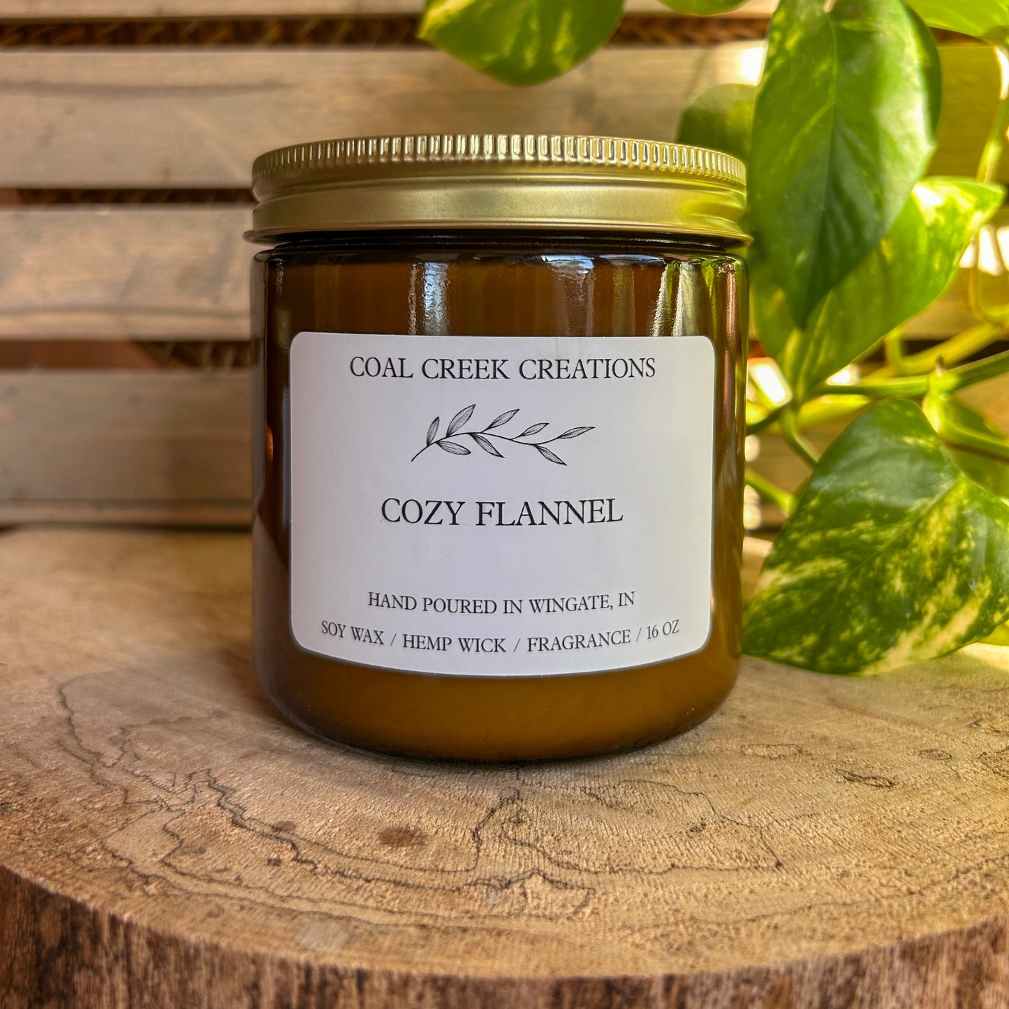 Cozy Flannel | Scented Natural Soy Candle | Hand poured in Amber Jars with Organic Hemp Wick | Phthalate-free |